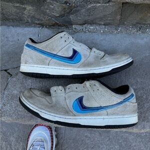 Nike sb dunk truck it